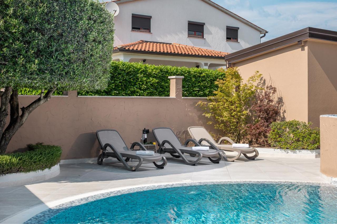 Villa Alena Poreč Eksteriør billede